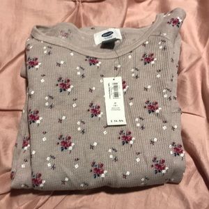 Girl’s Old Navy thermal shirt